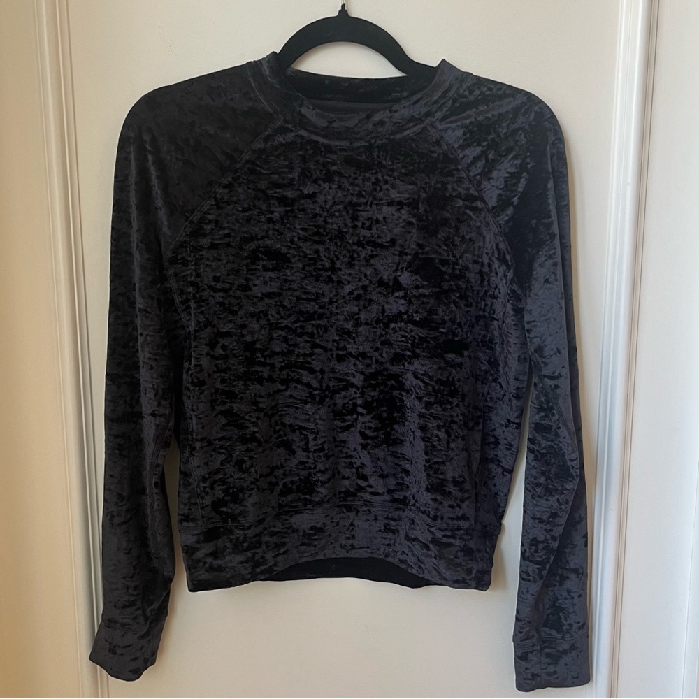 Lululemon Limited Edition Warm Down Crew In Black Crushed Velvet Size 2